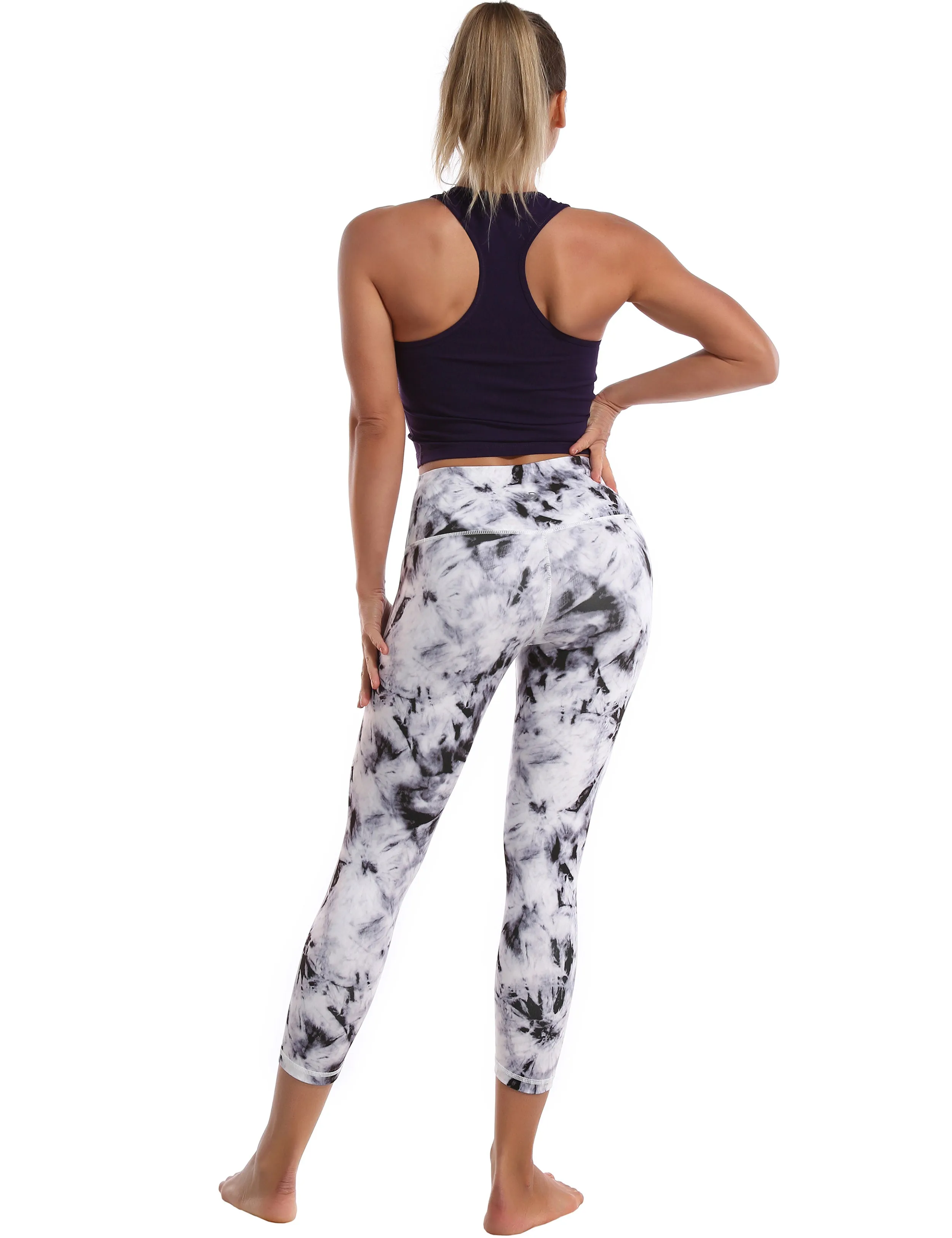 19" High Waist Printed Crop Tight Capris black dandelion_yoga