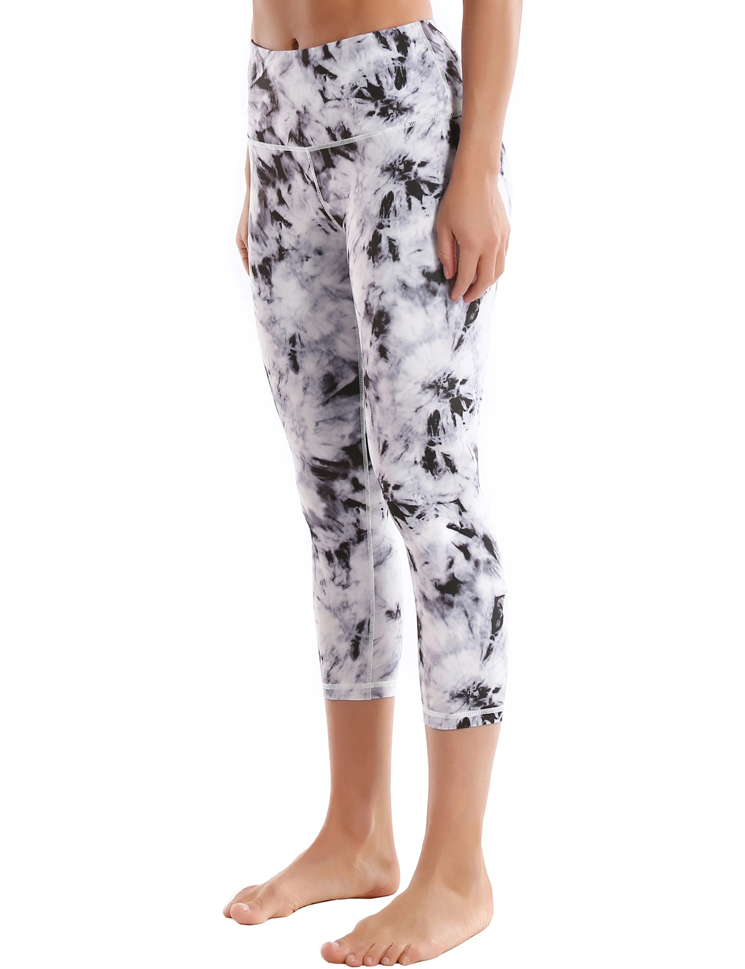 19" High Waist Printed Crop Tight Capris black dandelion_yoga