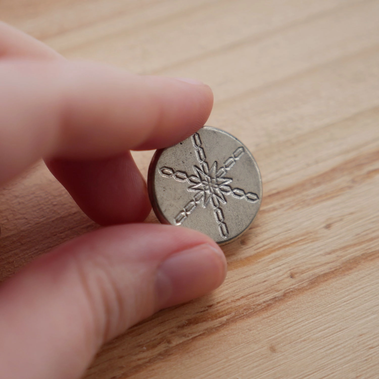 7/8 Snowflake Button