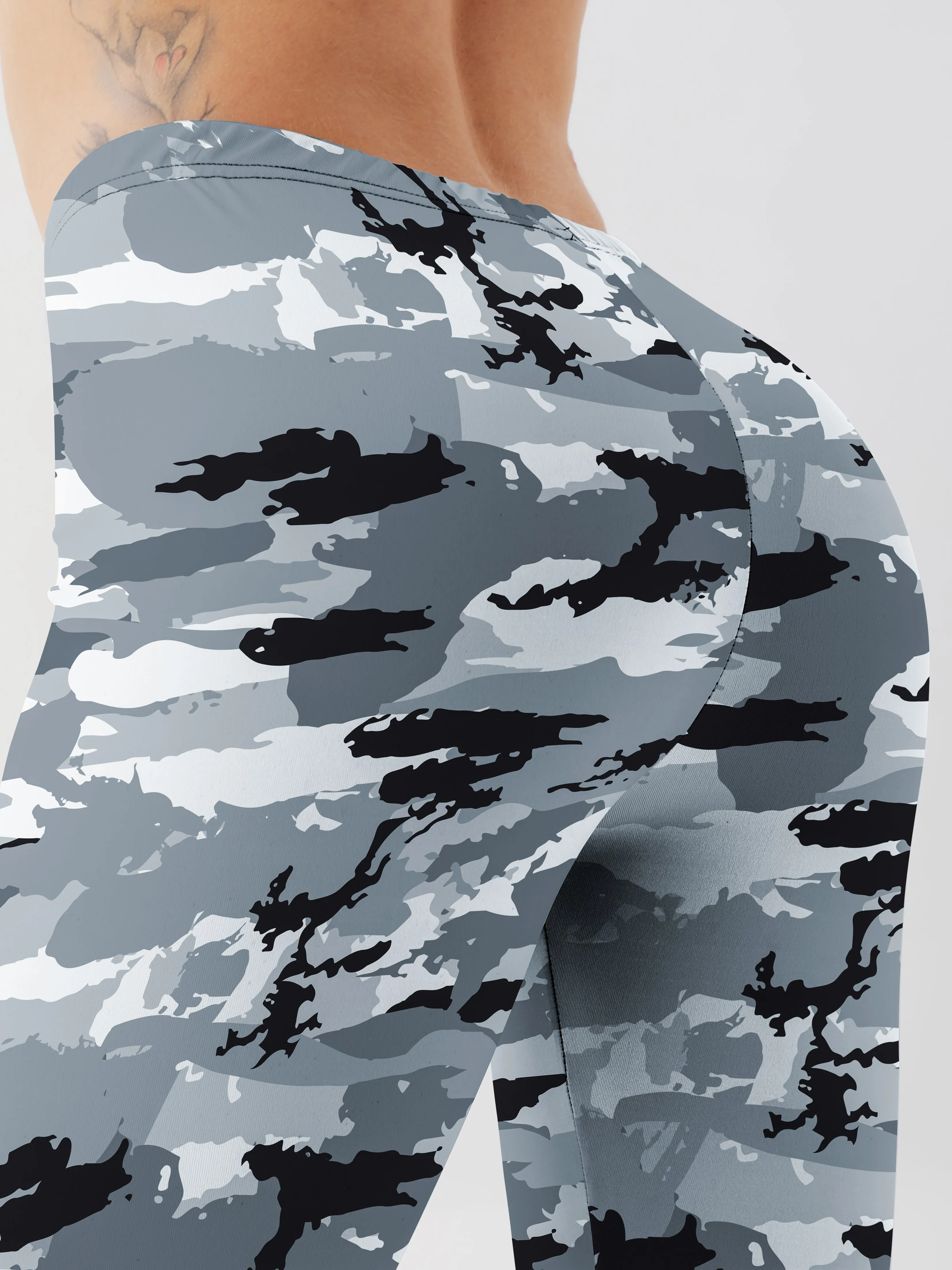 Busted Camo Leggings
