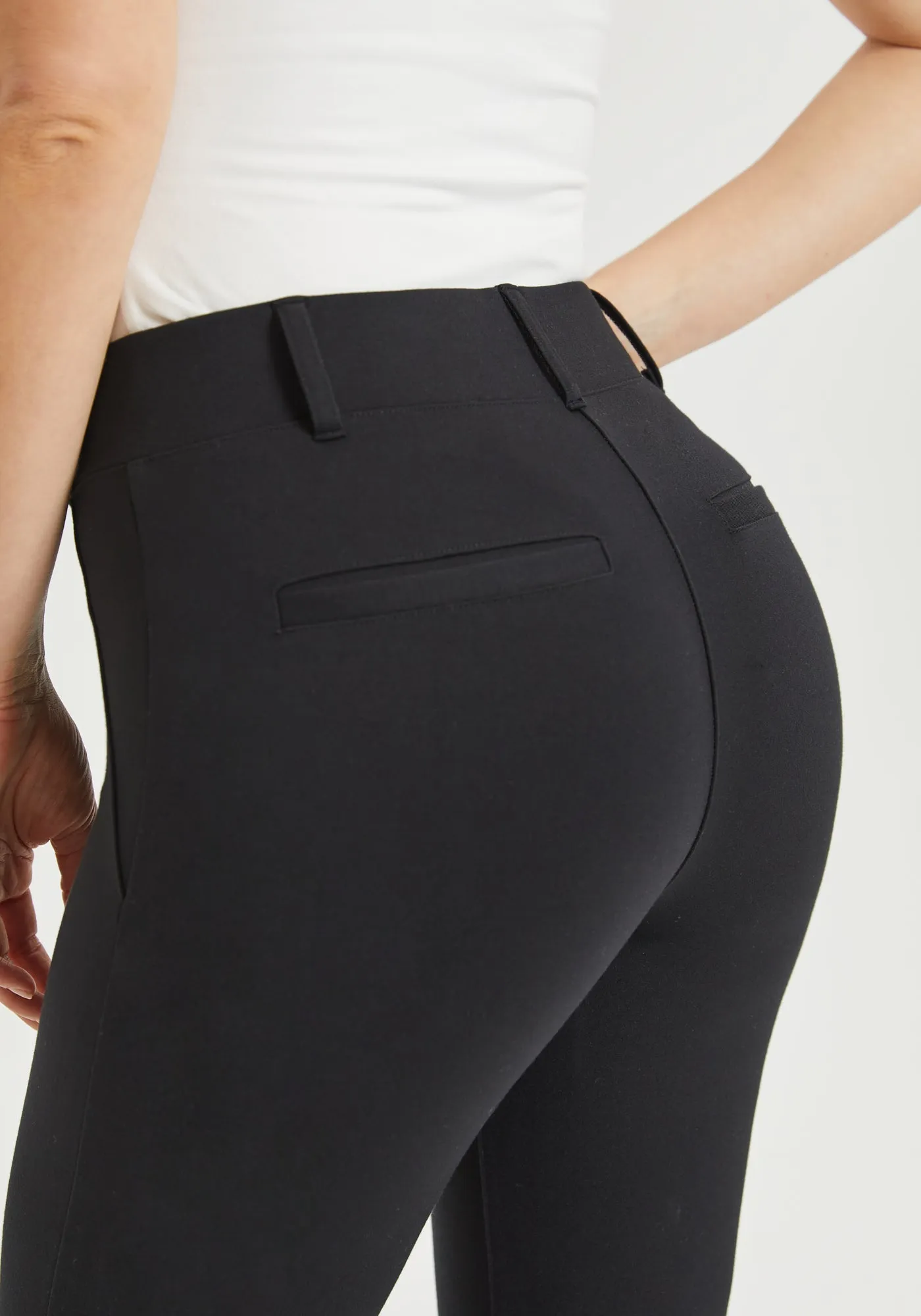 Classic Kick Flare Crop (Black)