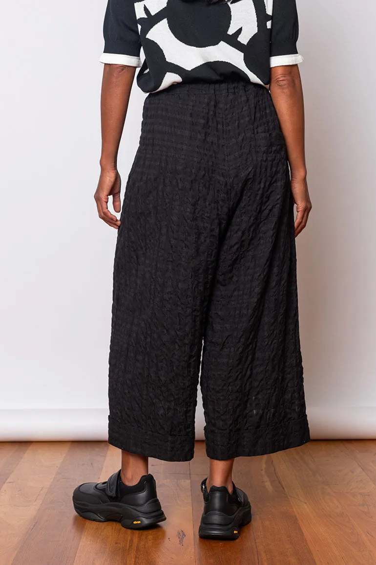 Tucked Mackin Pants - Black Plaid